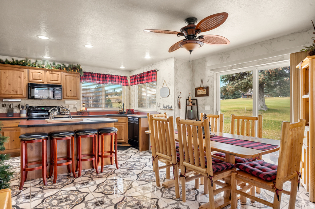 2565 S COUNTRY CLUB DR Garden City, UT 84028