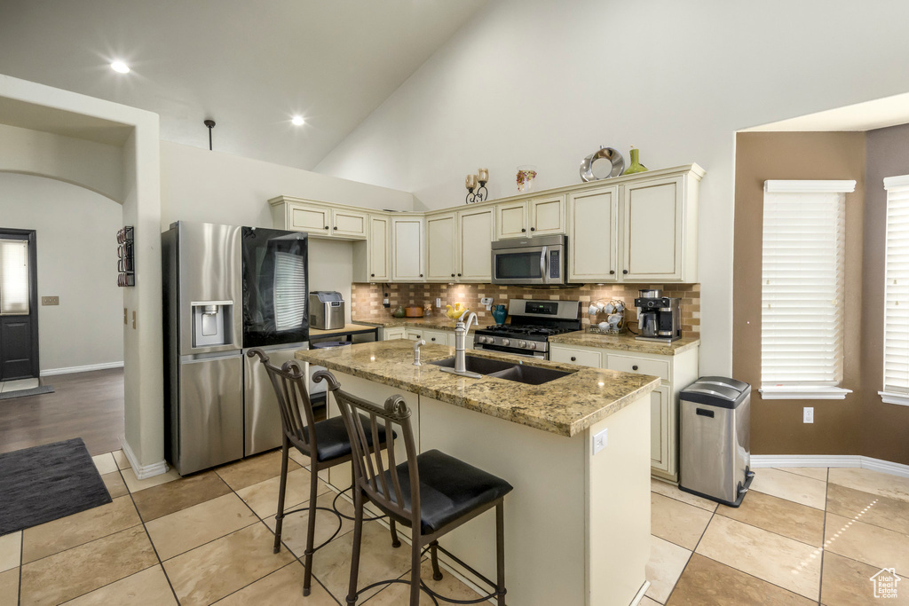 6695 W HUNTER MESA DR West Valley City, UT 84128