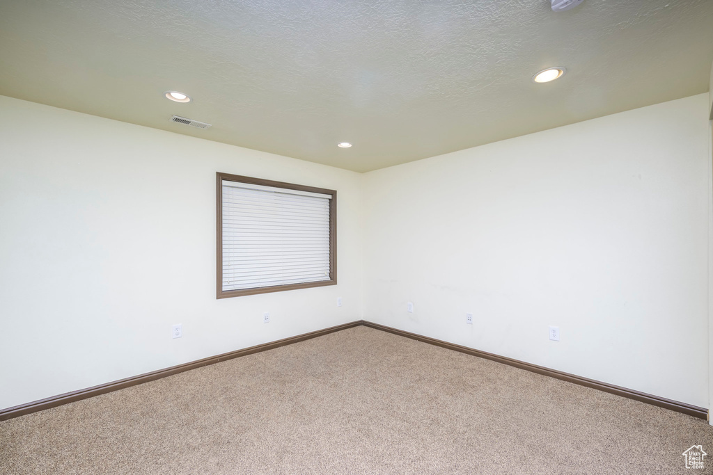6695 W HUNTER MESA DR West Valley City, UT 84128