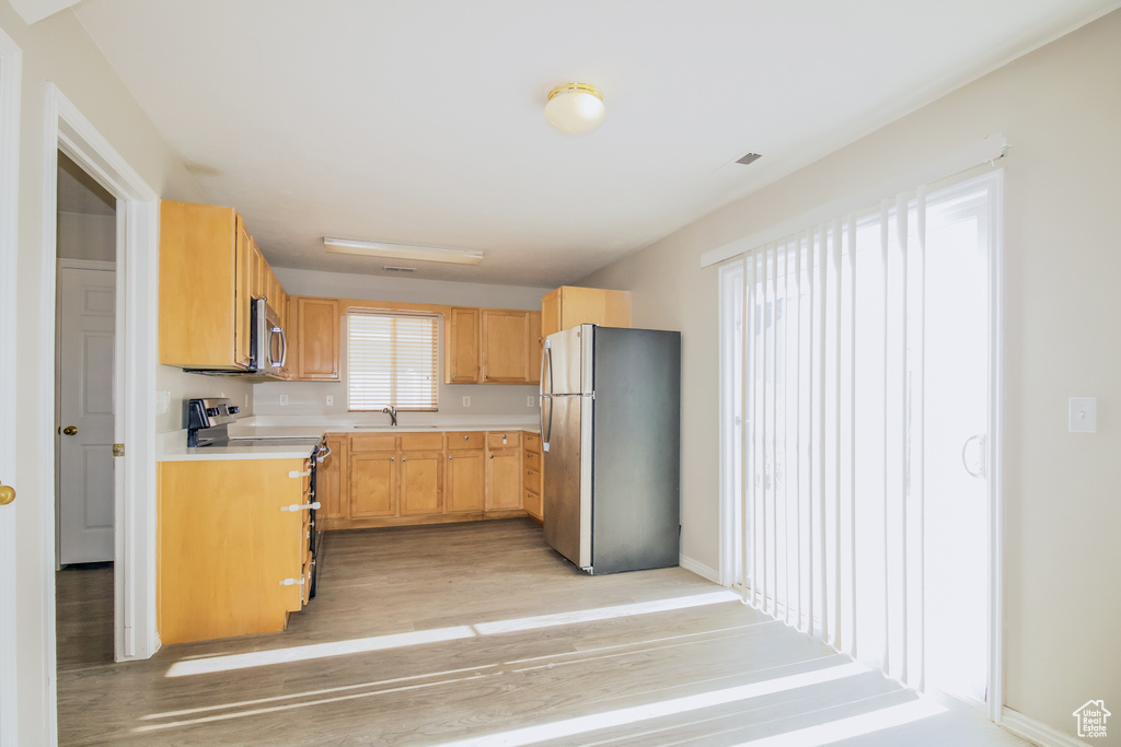 72 N MONTROSE Saratoga Springs, UT 84045