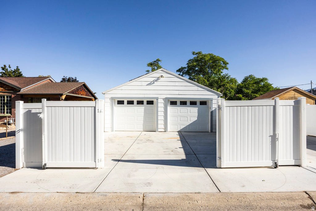 307 N 200 W Tooele, UT 84074