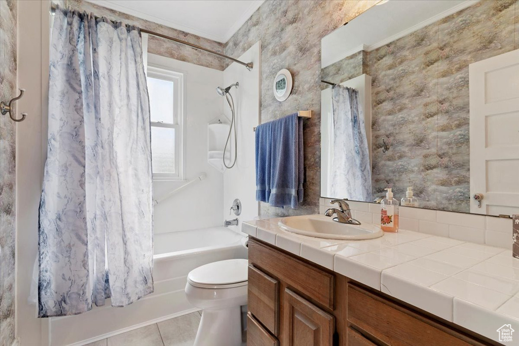 93 S 400 E Kaysville, UT 84037