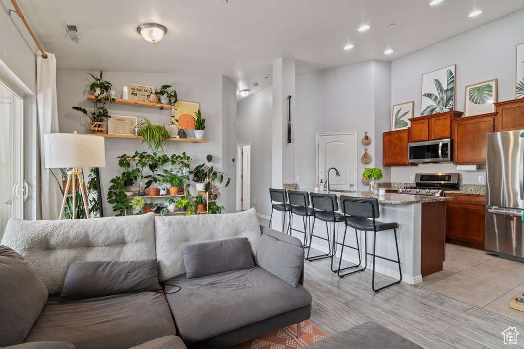 12215 S 670 E #203 Draper, UT 84020