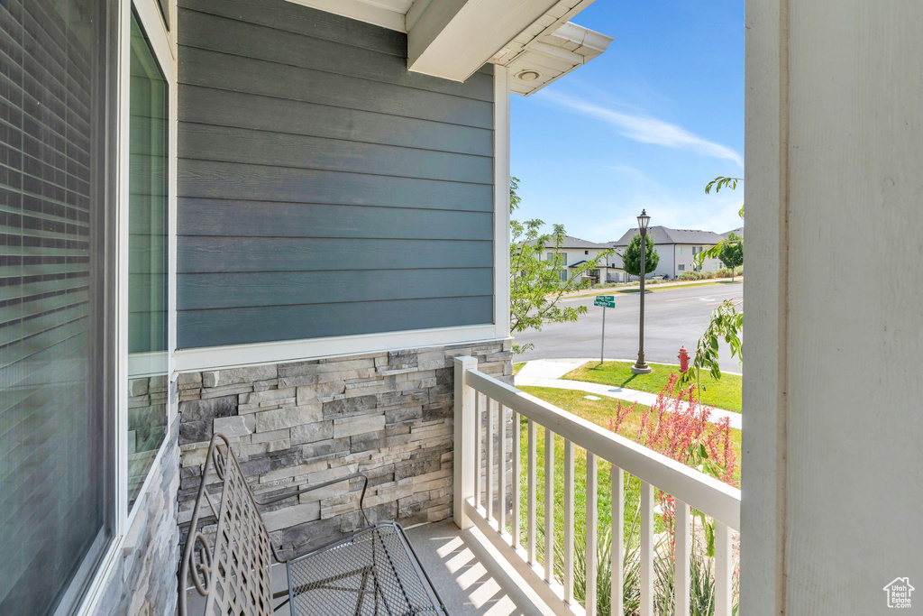 492 W DEER MEADOWS DR DR Saratoga Springs, UT 84045