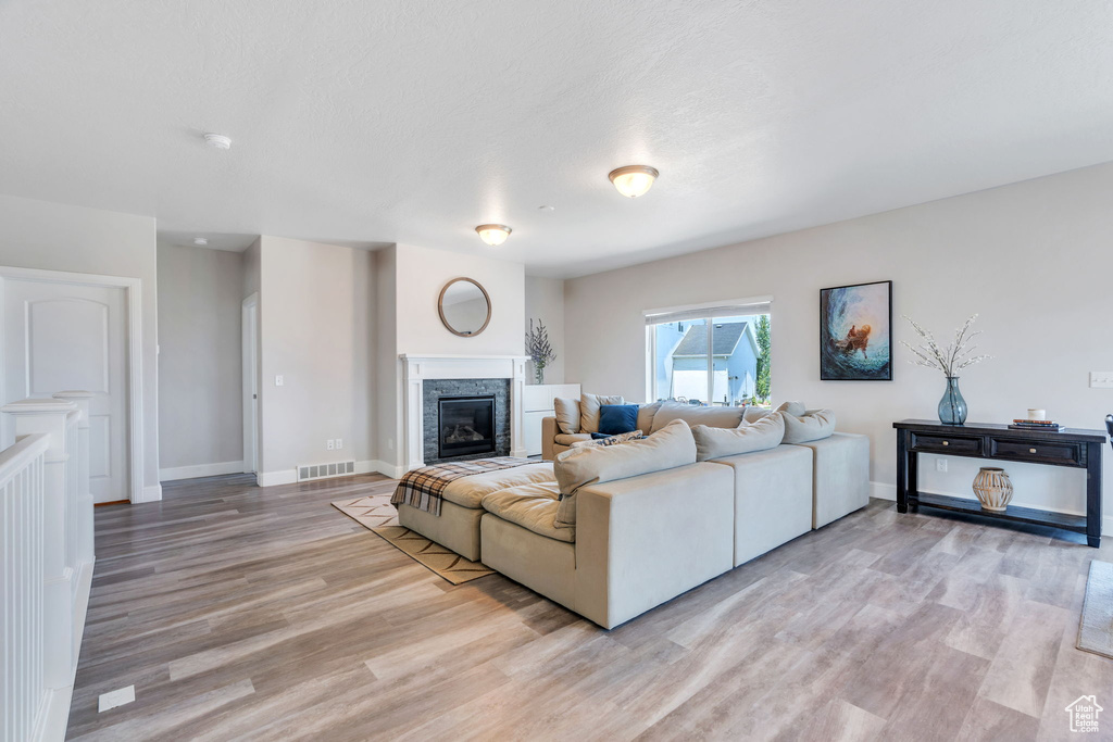 492 W DEER MEADOWS DR DR Saratoga Springs, UT 84045