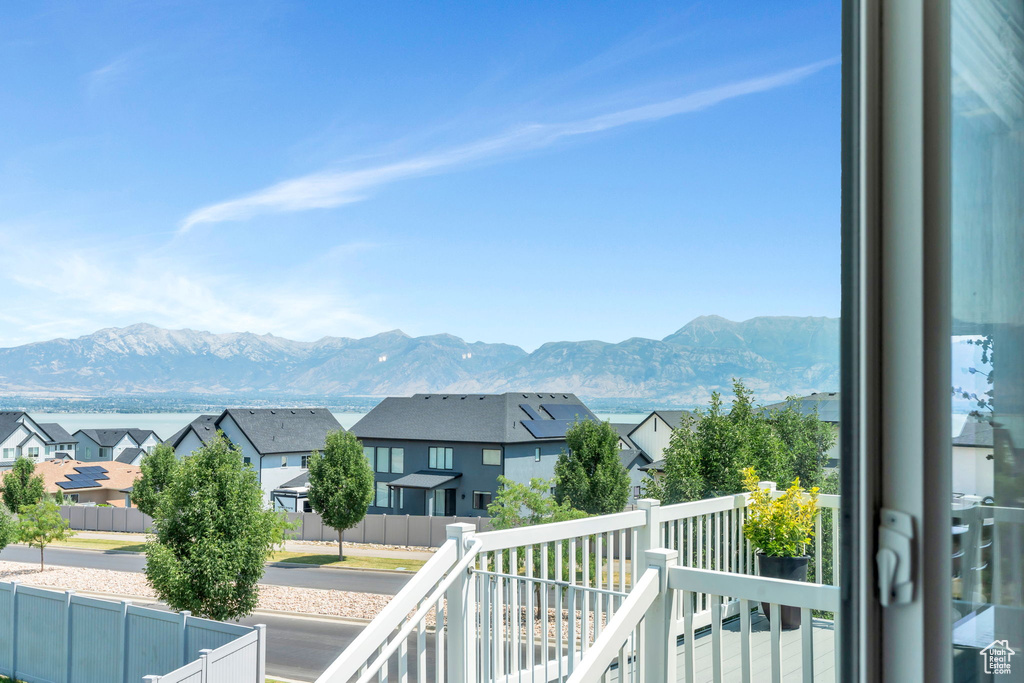 492 W DEER MEADOWS DR DR Saratoga Springs, UT 84045