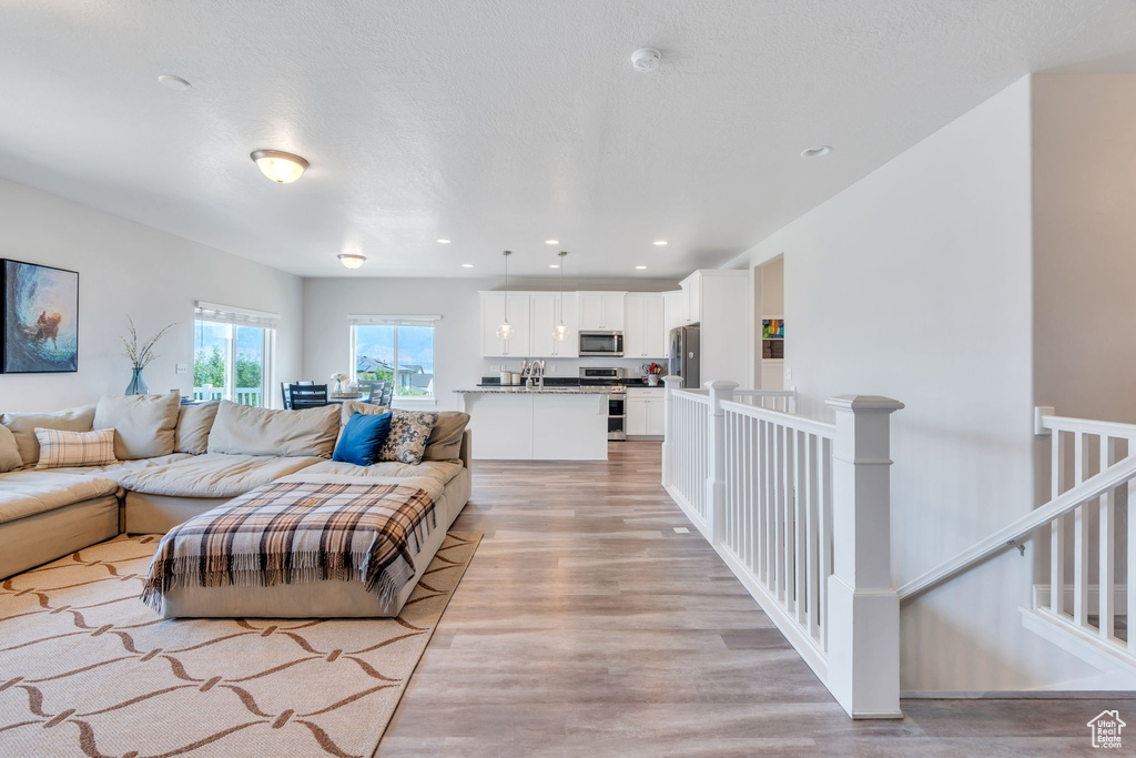 492 W DEER MEADOWS DR DR Saratoga Springs, UT 84045
