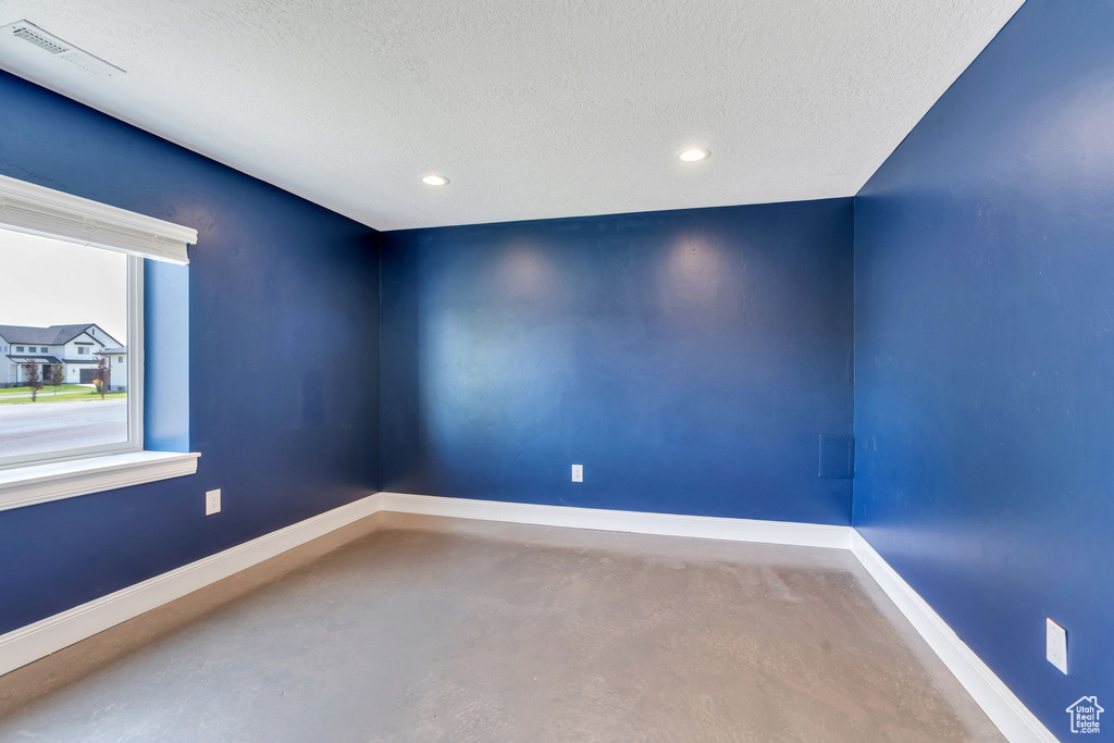 492 W DEER MEADOWS DR DR Saratoga Springs, UT 84045