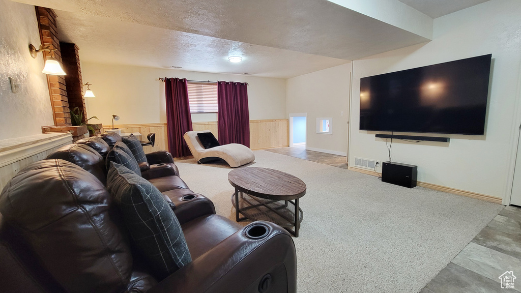 884 N ASH DR Layton, UT 84040