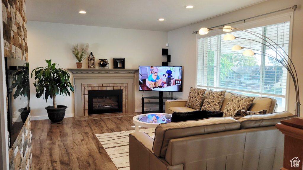 884 N ASH DR Layton, UT 84040