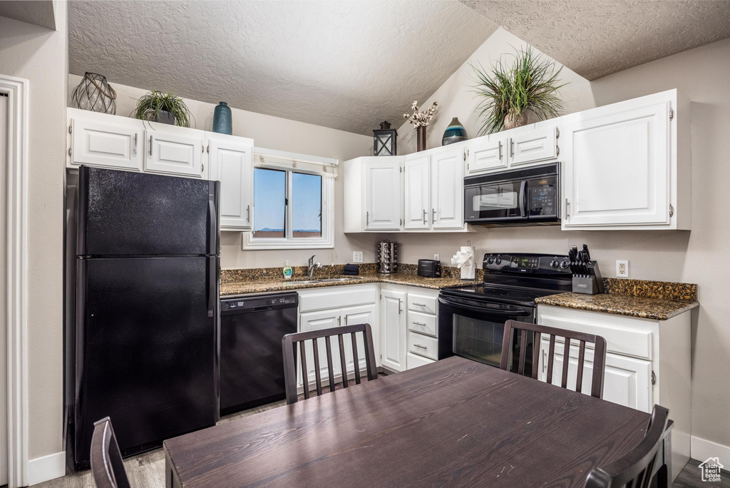 860 S VILLAGE ROAD RD ##B5 St George, UT 84770