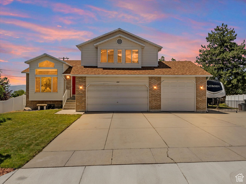 7692 S CANTERBURY LN Cottonwood Heights, UT 84121