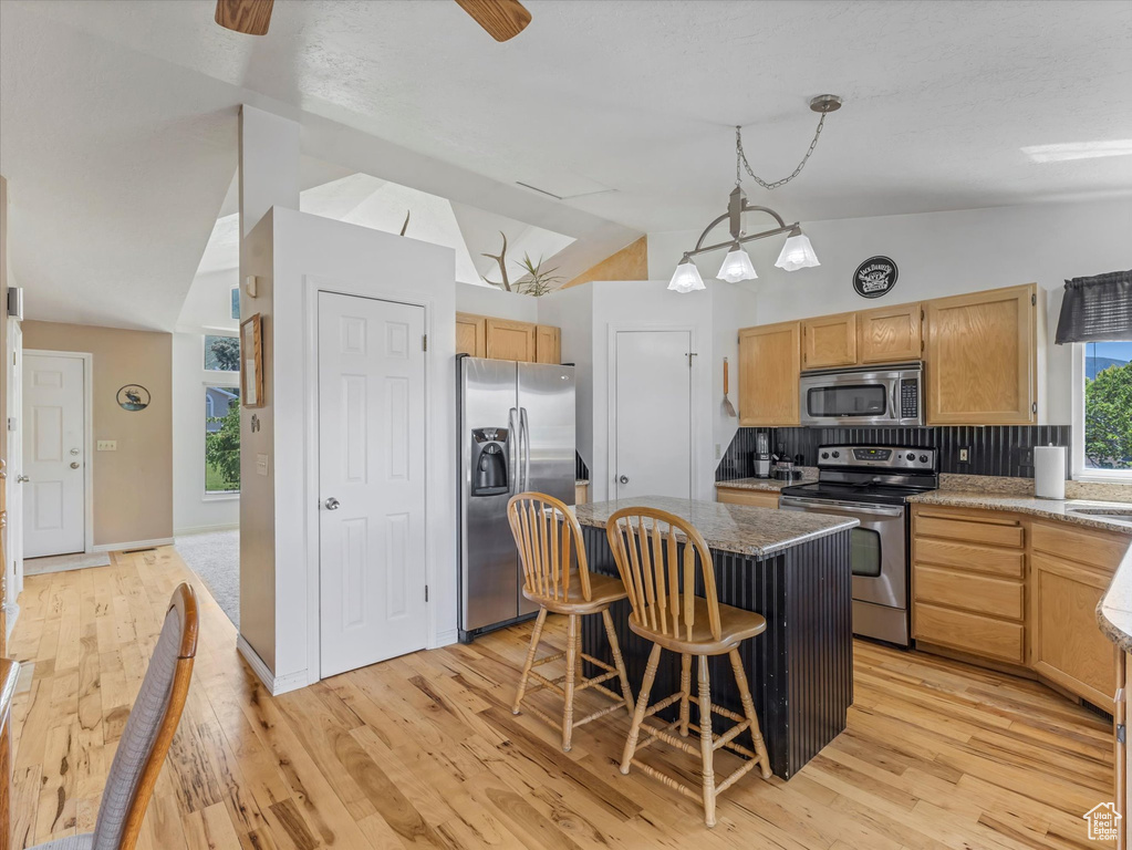 7692 S CANTERBURY LN Cottonwood Heights, UT 84121