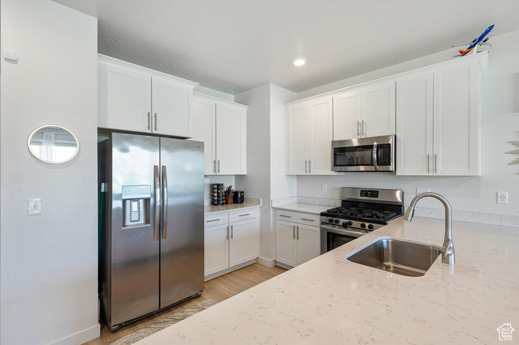 15537 S TRUMPET LN Bluffdale, UT 84065