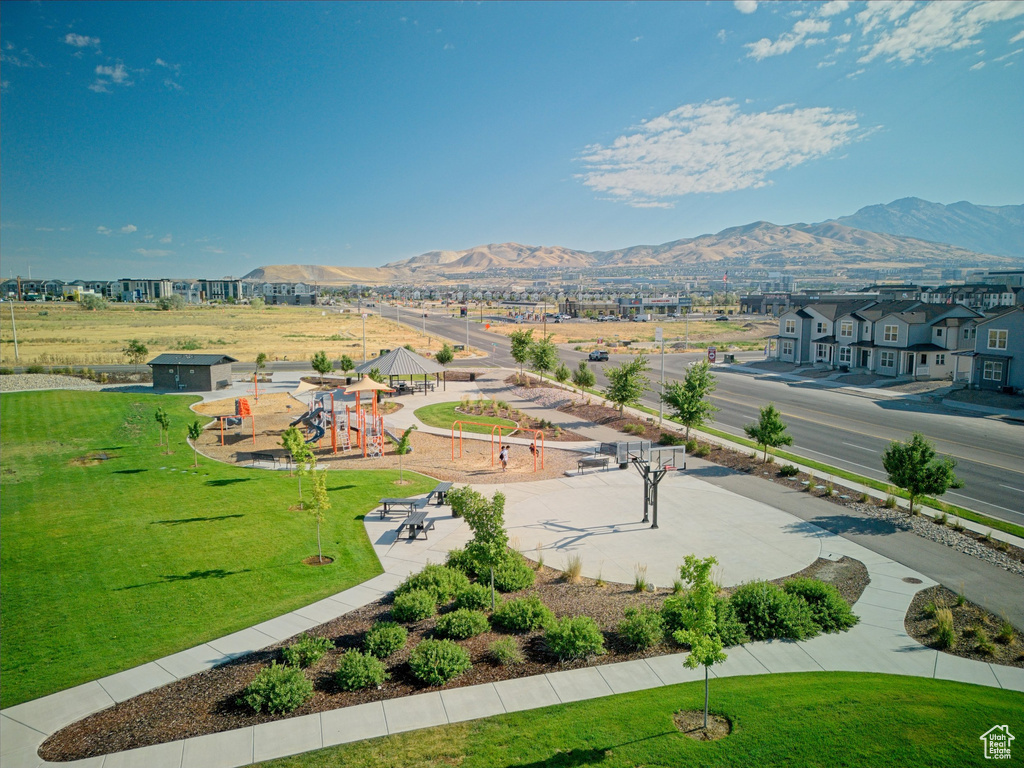 1749 N 3680 W Lehi, UT 84043