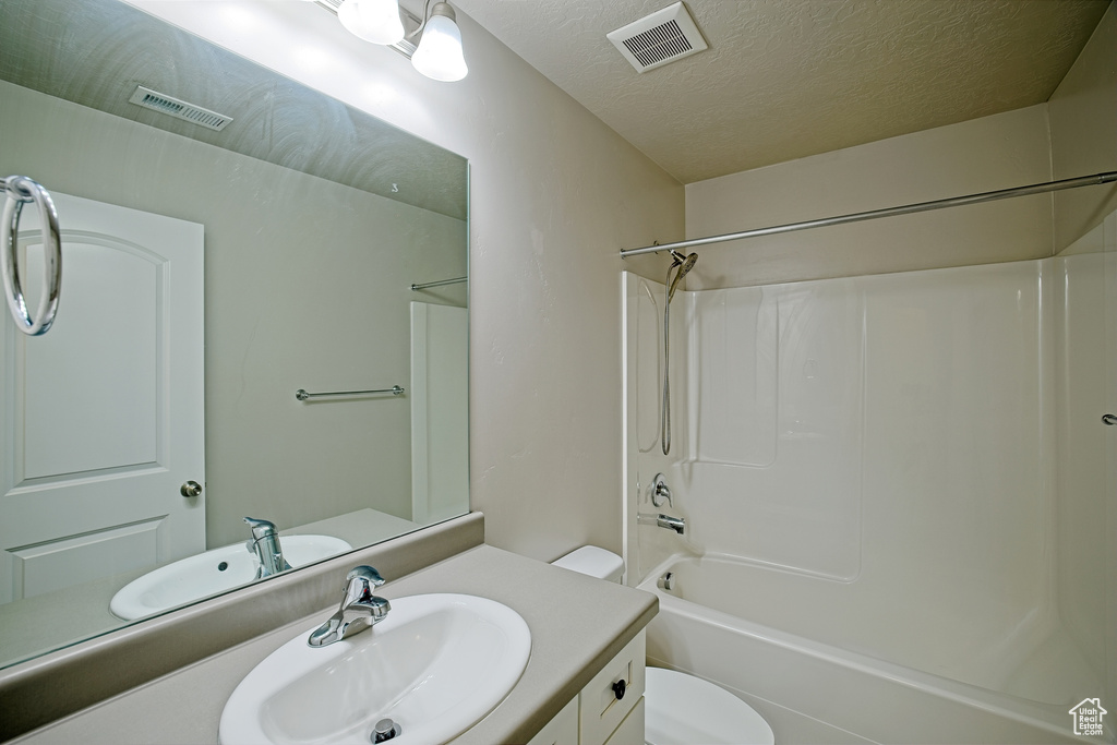 1749 N 3680 W Lehi, UT 84043