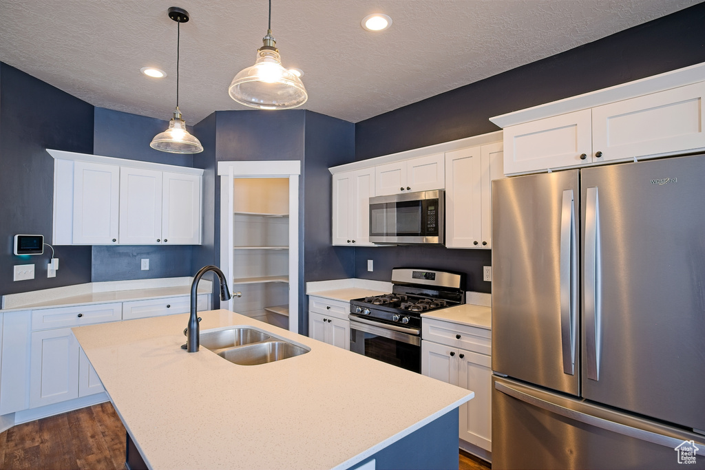 1749 N 3680 W Lehi, UT 84043