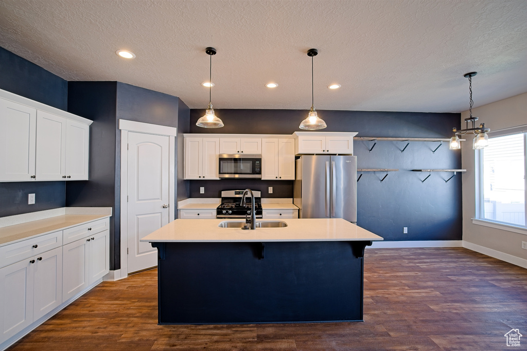 1749 N 3680 W Lehi, UT 84043