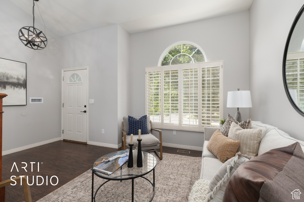 561 E THATCHER WAY Midvale, UT 84047