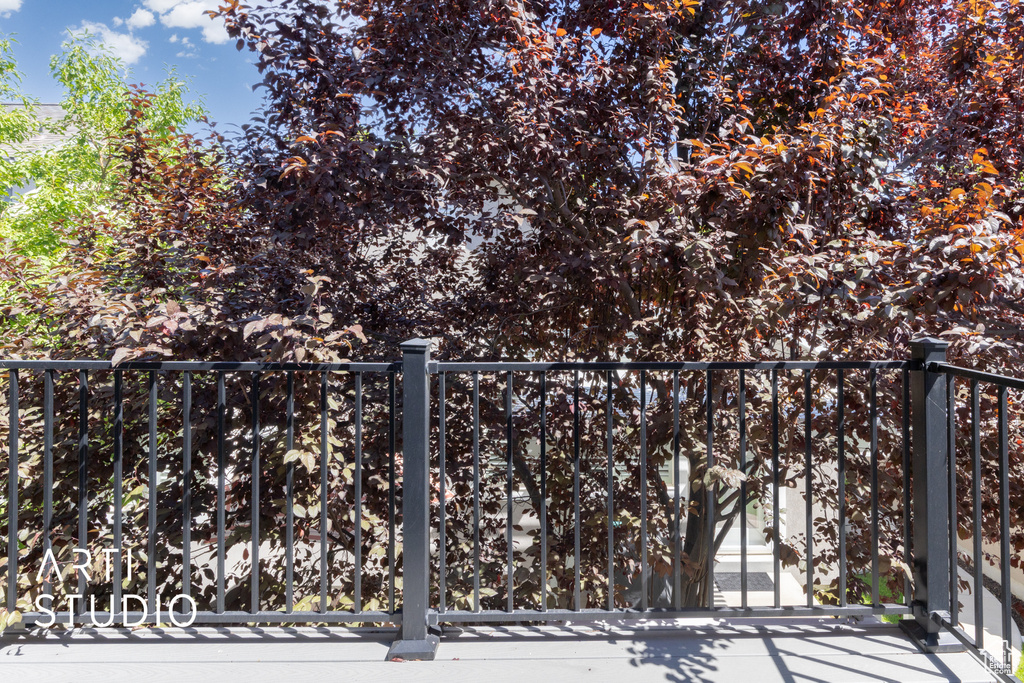 561 E THATCHER WAY Midvale, UT 84047