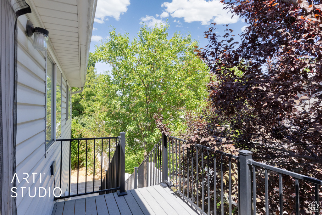 561 E THATCHER WAY Midvale, UT 84047