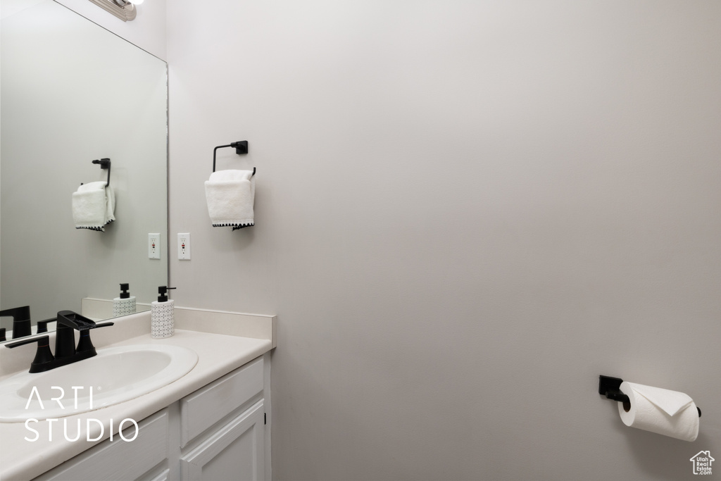 561 E THATCHER WAY Midvale, UT 84047