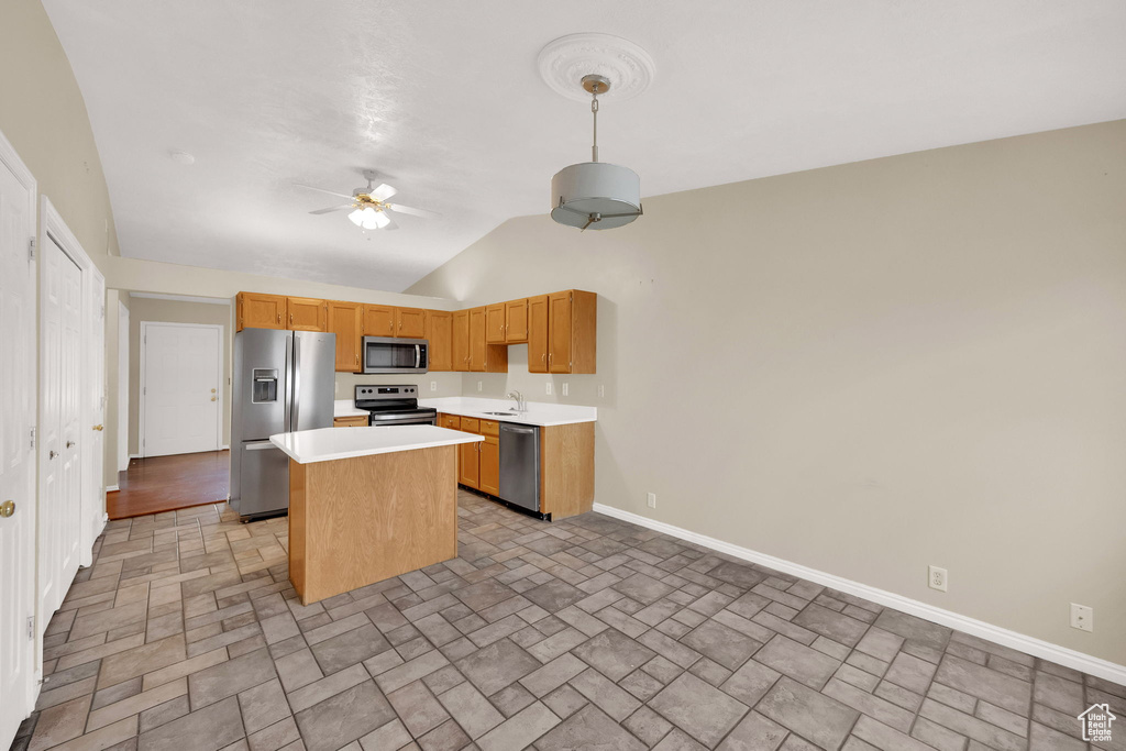 3227 S 1565 W #9B West Valley City, UT 84119