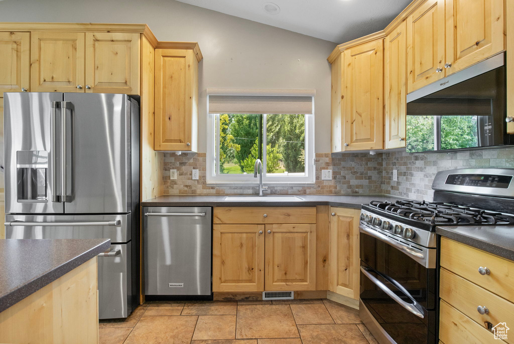 1873 W FAUST WAY Taylorsville, UT 84129