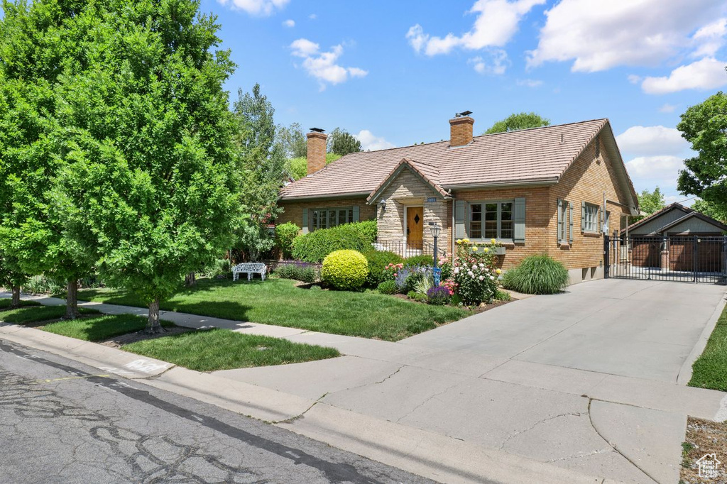 1377 E WILSON AVE Salt Lake City, UT 84105