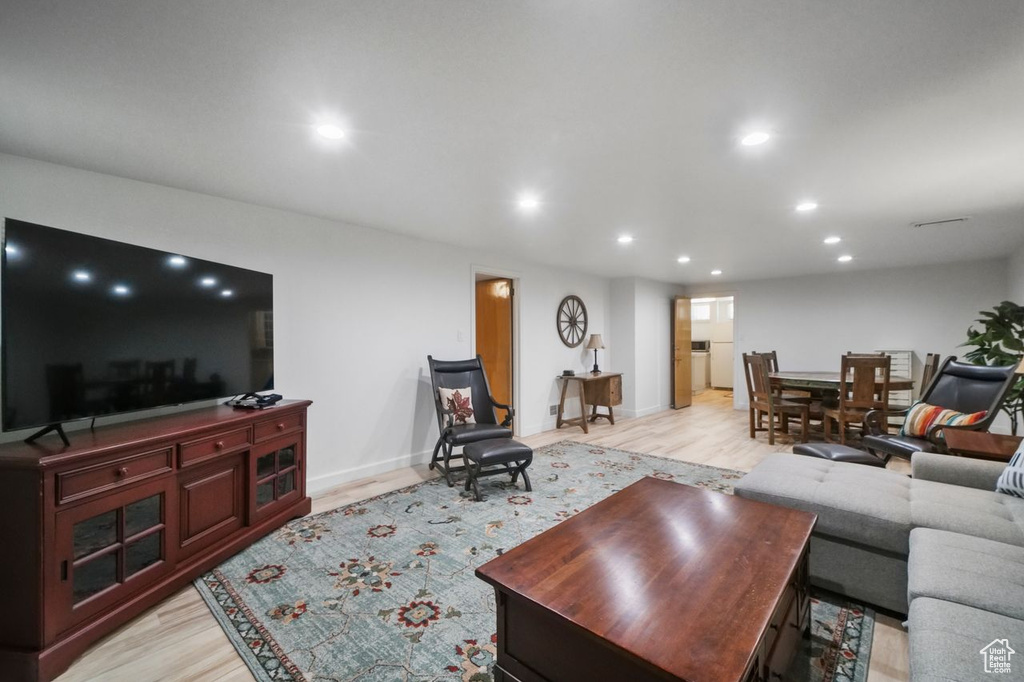 1377 E WILSON AVE Salt Lake City, UT 84105