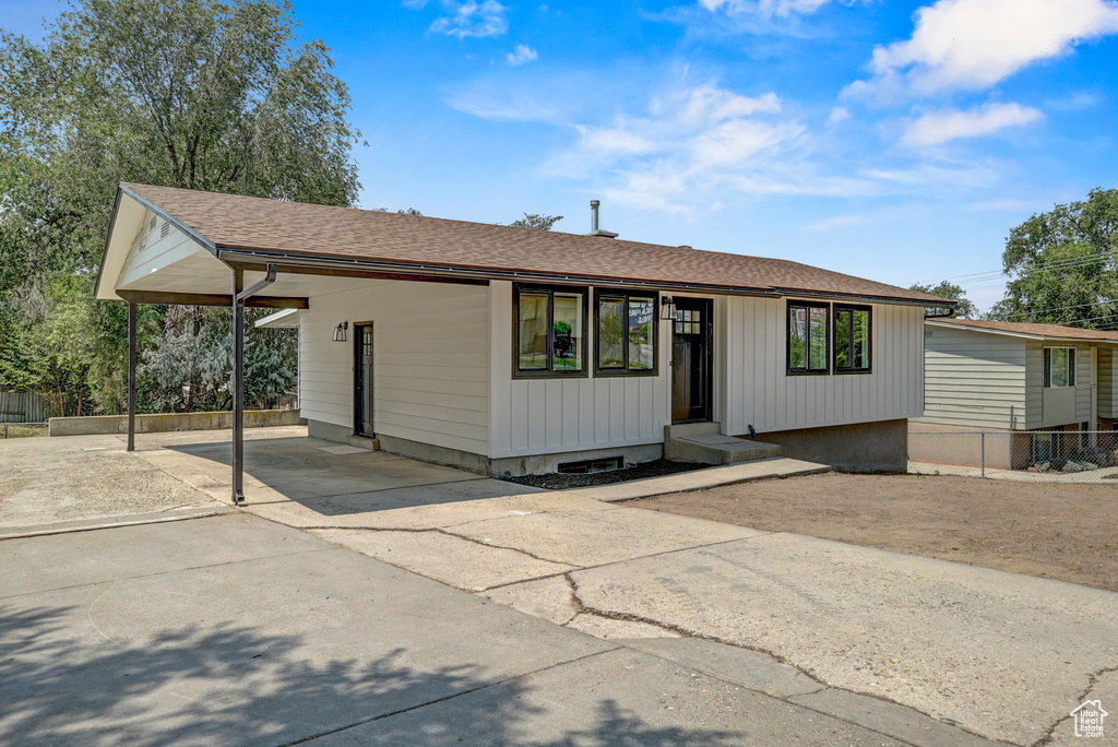 9420 S STREATHAM RD Sandy, UT 84070