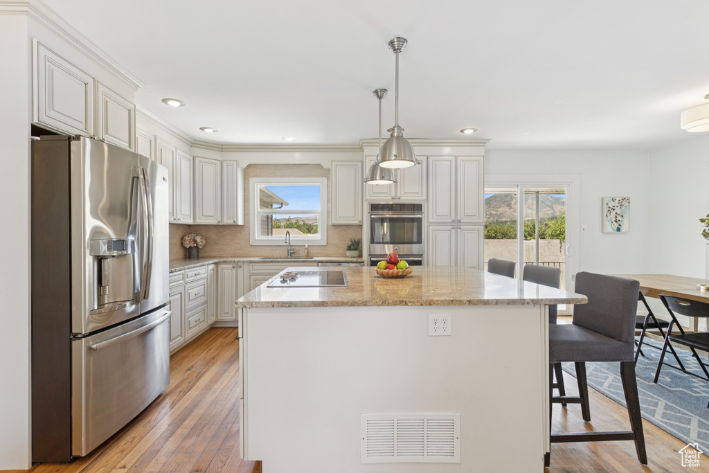 1925 E HILLCREST AVE Salt Lake City, UT 84106