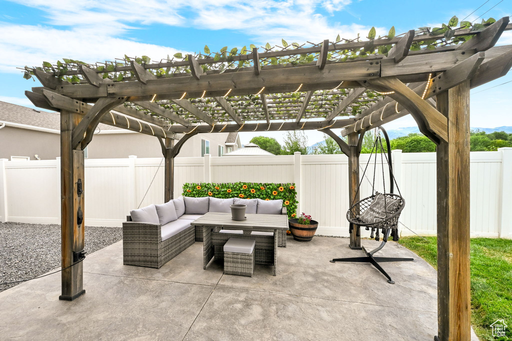 643 BOWMAN WAY South Weber, UT 84405