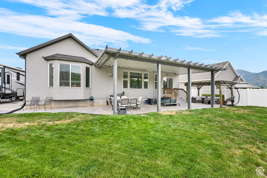 643 BOWMAN WAY South Weber, UT 84405