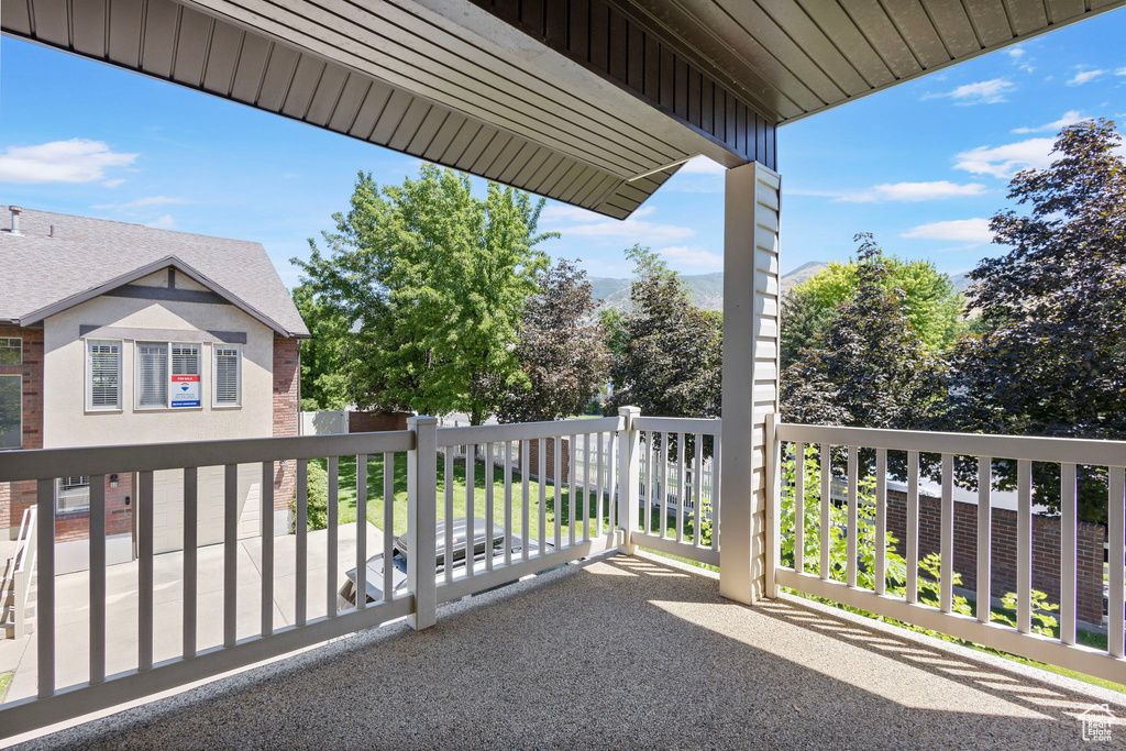 204 W LYMAN LN Bountiful, UT 84010