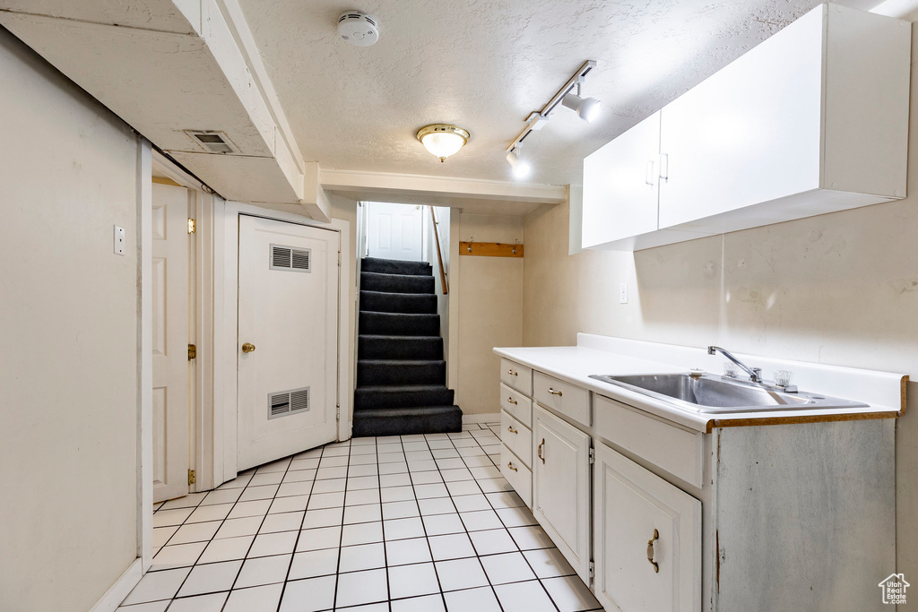 369 E RAMONA Salt Lake City, UT 84115