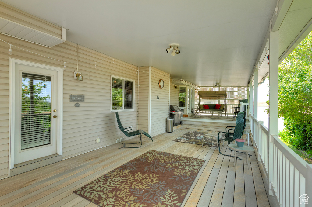8941 S SUN LEAF DR West Jordan, UT 84088