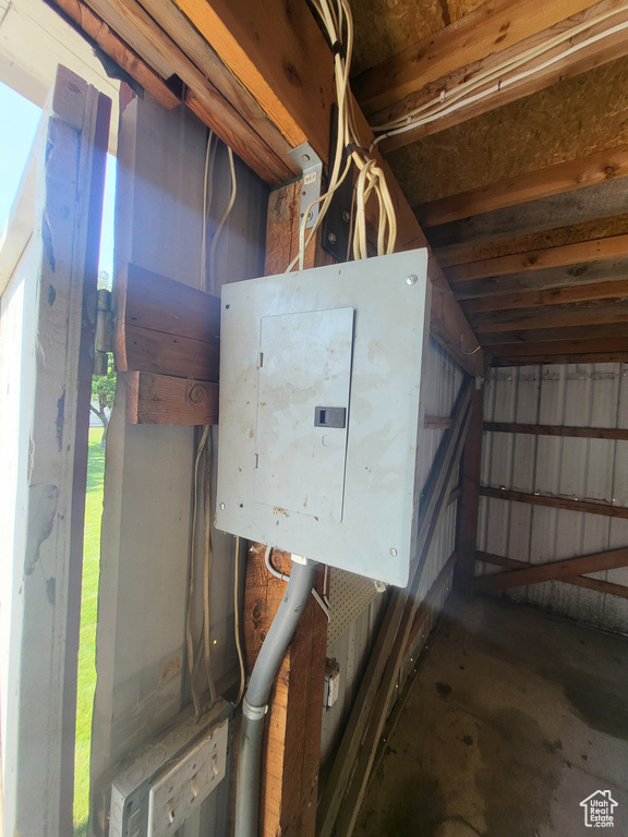 Photo 59 for MLS #2101075 at 170 N 400 East