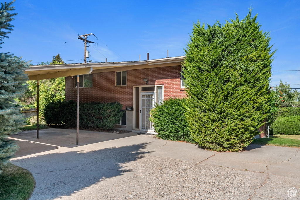 3315 E LARCHMONT DR Salt Lake City, UT 84109