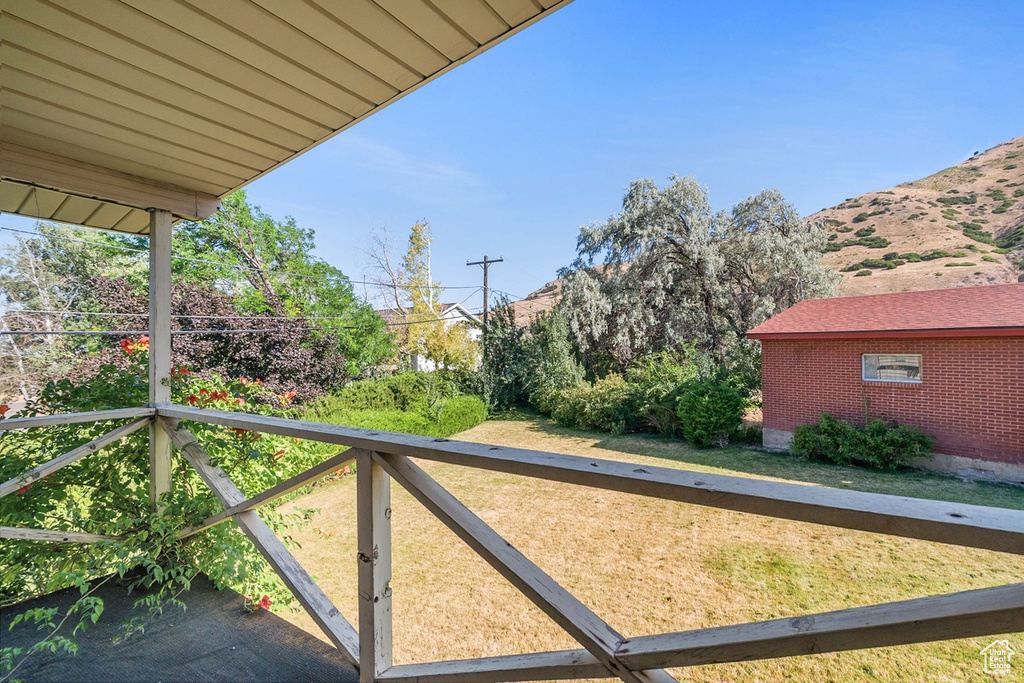 3315 E LARCHMONT DR Salt Lake City, UT 84109