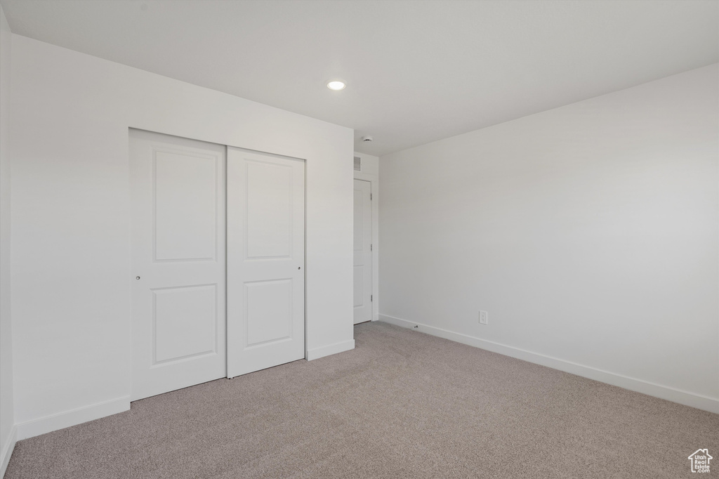 Photo 6 for MLS #2101086 at 3139 W 3450 South #170