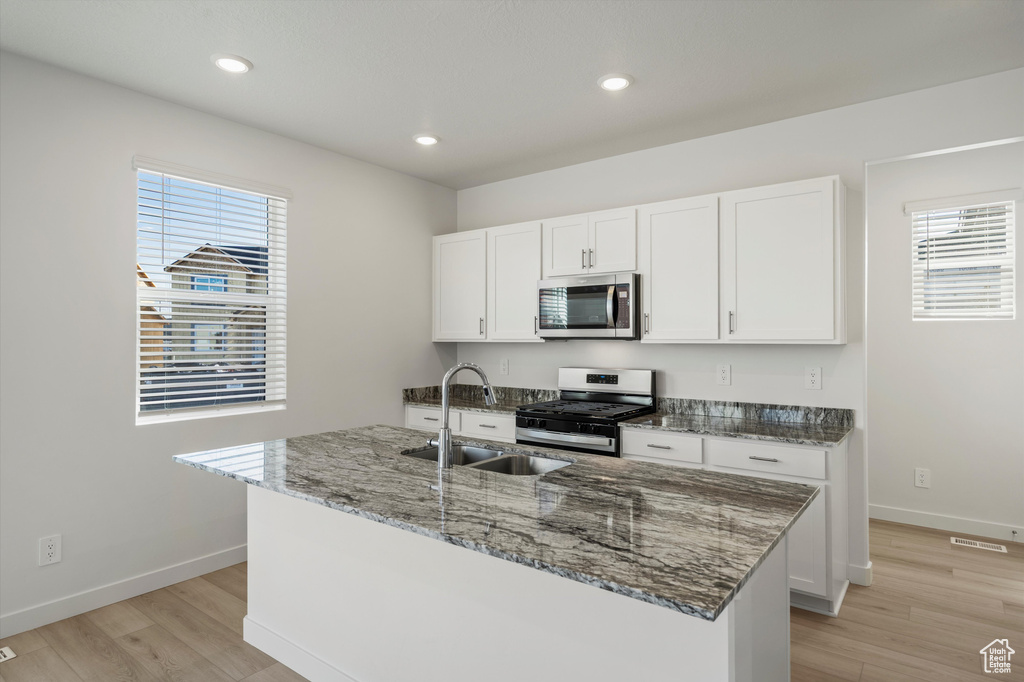 Photo 16 for MLS #2101086 at 3139 W 3450 South #170