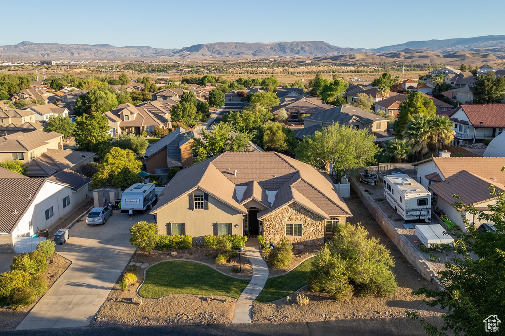 Photo 3 for MLS #2101088 at 1707 W Shivwits Dr