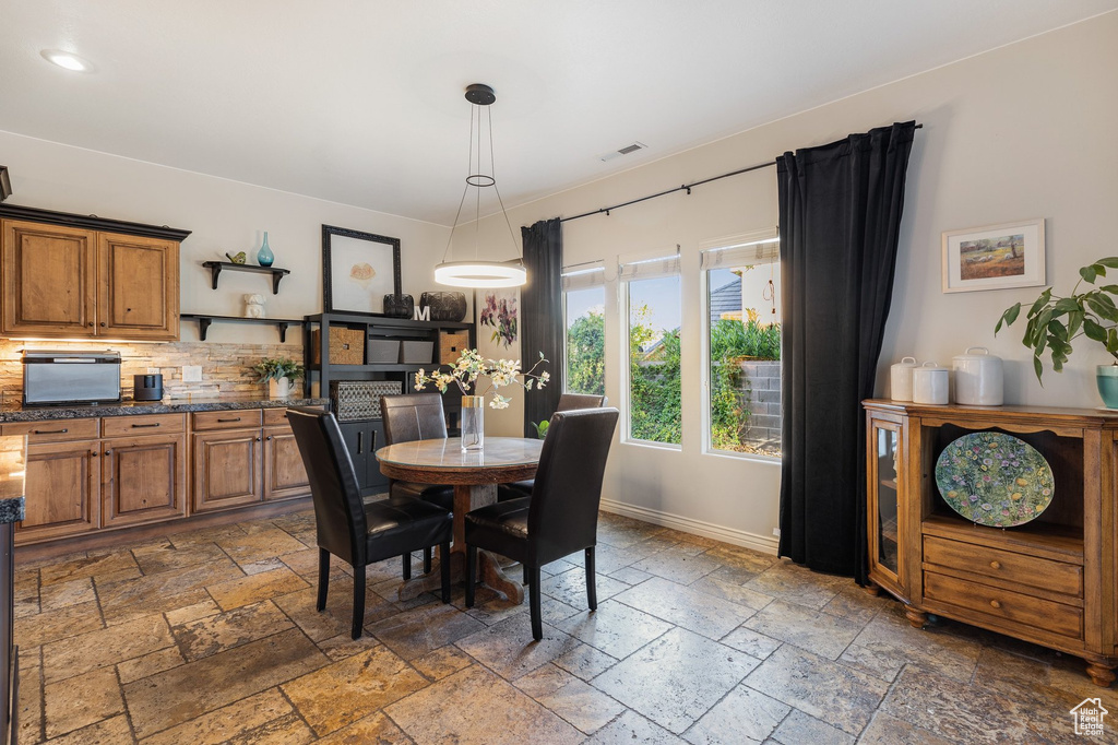 Photo 4 for MLS #2101088 at 1707 W Shivwits Dr