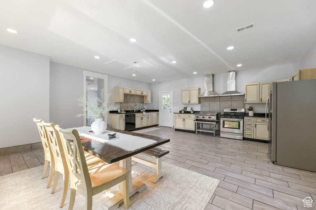 3745 S 3600 W West Valley City, UT 84119