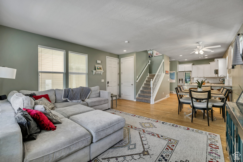 Photo 5 for MLS #2101096 at 5023 W Currant Dr