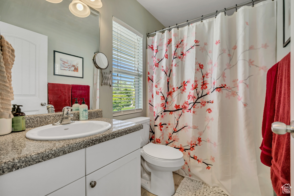 Photo 14 for MLS #2101096 at 5023 W Currant Dr