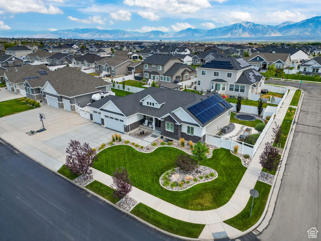 8339 S ALLISON BEND DR West Jordan, UT 84081