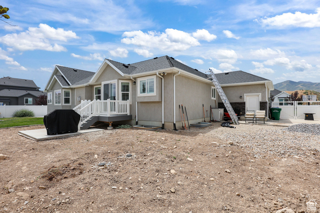 8339 S ALLISON BEND DR West Jordan, UT 84081