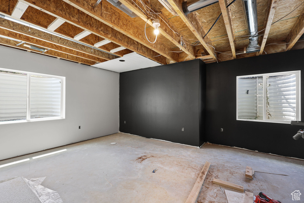 8339 S ALLISON BEND DR West Jordan, UT 84081